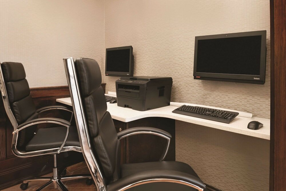 Фото Radisson Hotel Cincinnati Riverfront