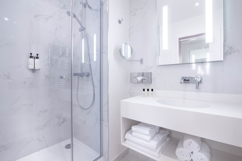 Фото Nh Collection Paris Ponthieu Champs-Élysées