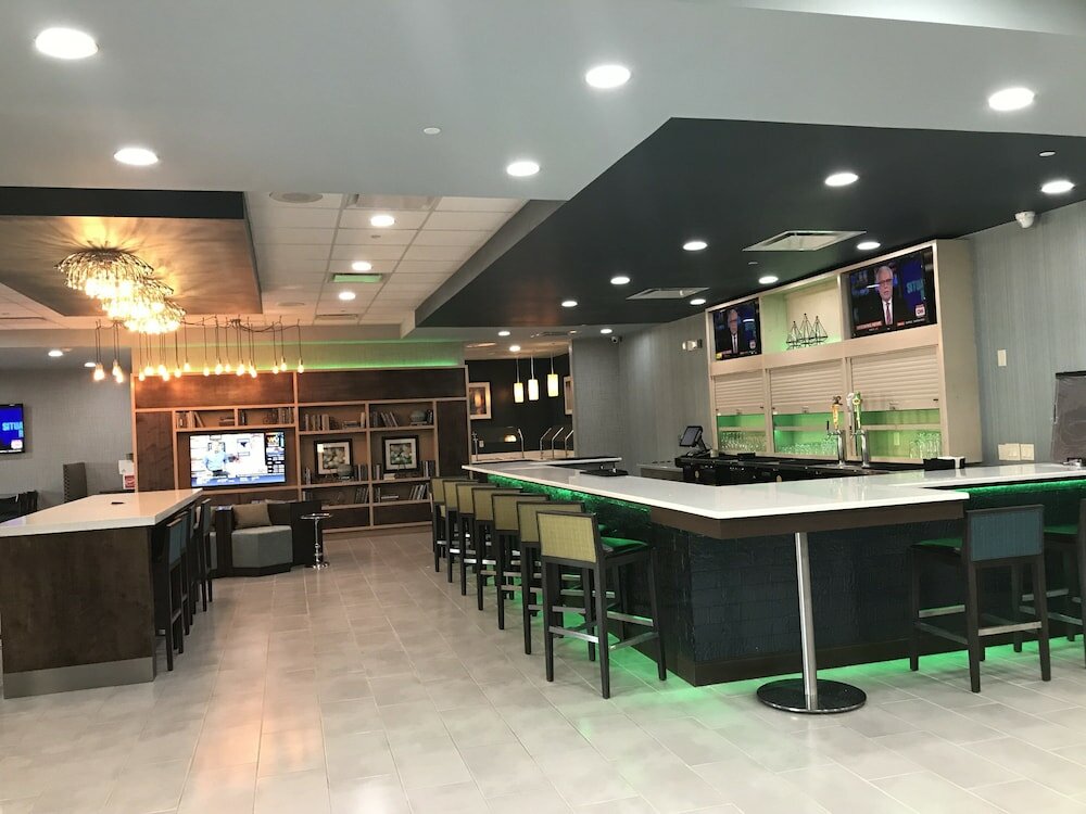 Фото Holiday Inn Beaumont East - Medical Ctr Area, an Ihg Hotel