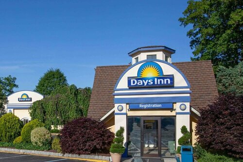 Гостиница Days Inn by Wyndham Nanuet Spring Valley