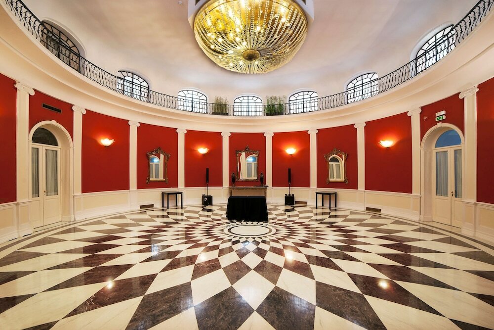 Фото Radisson Blu Ghr Hotel, Rome