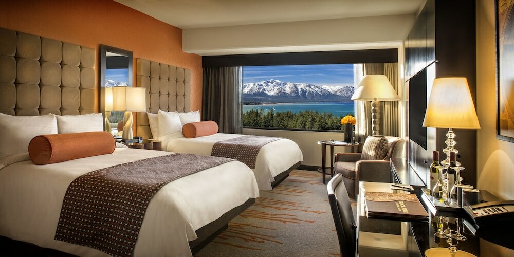 Фото отеля 2