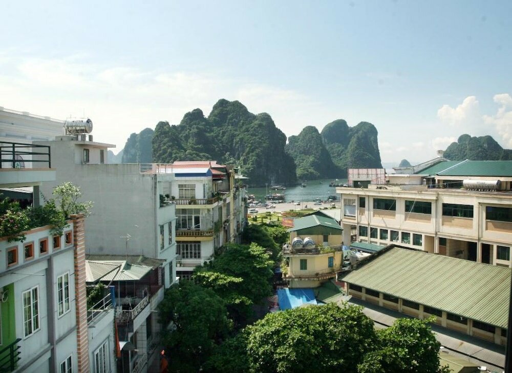 Фото City Bay Palace Hotel