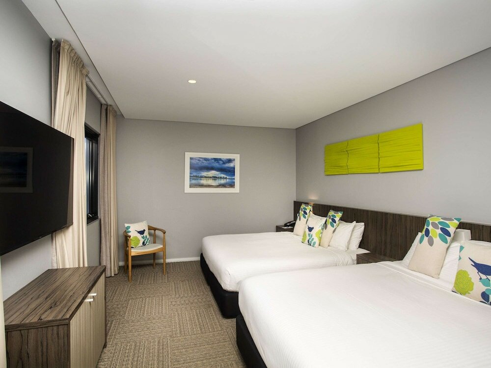 Фото Ibis Styles The Entrance