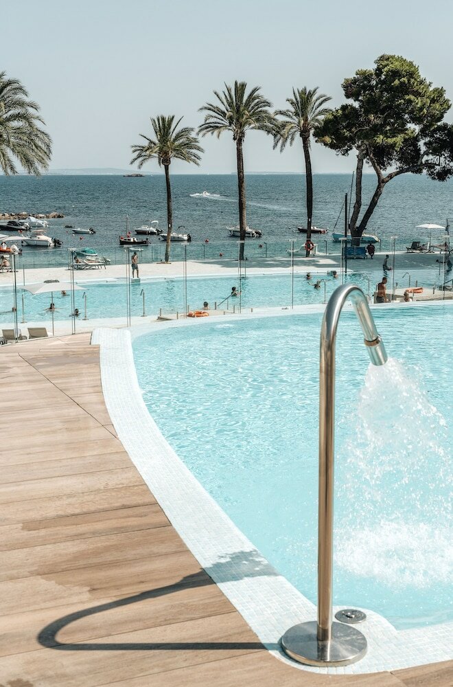 Фото The Ibiza Twiins Hotel