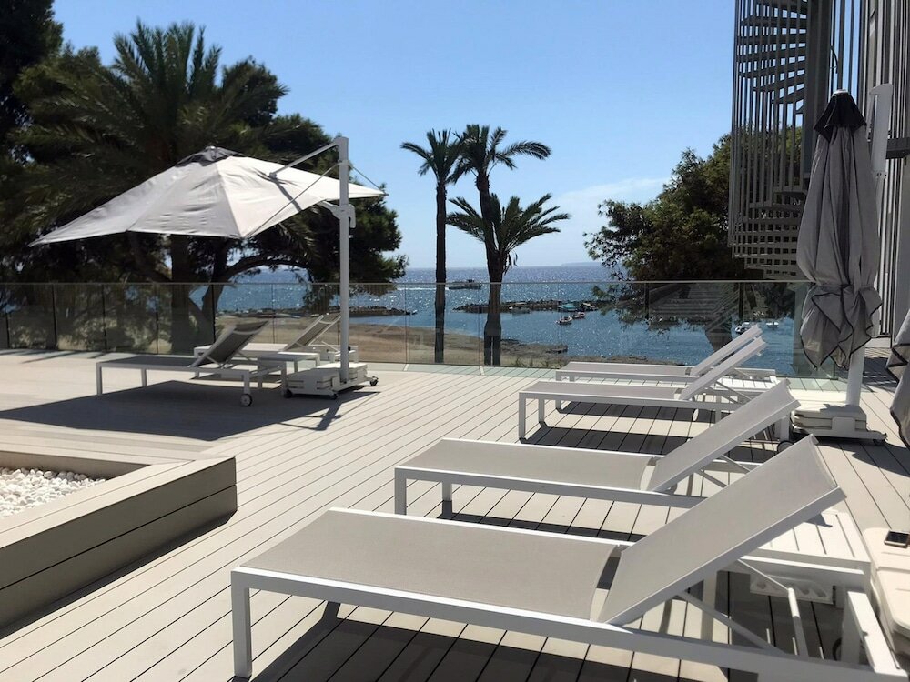 Фото The Ibiza Twiins Hotel