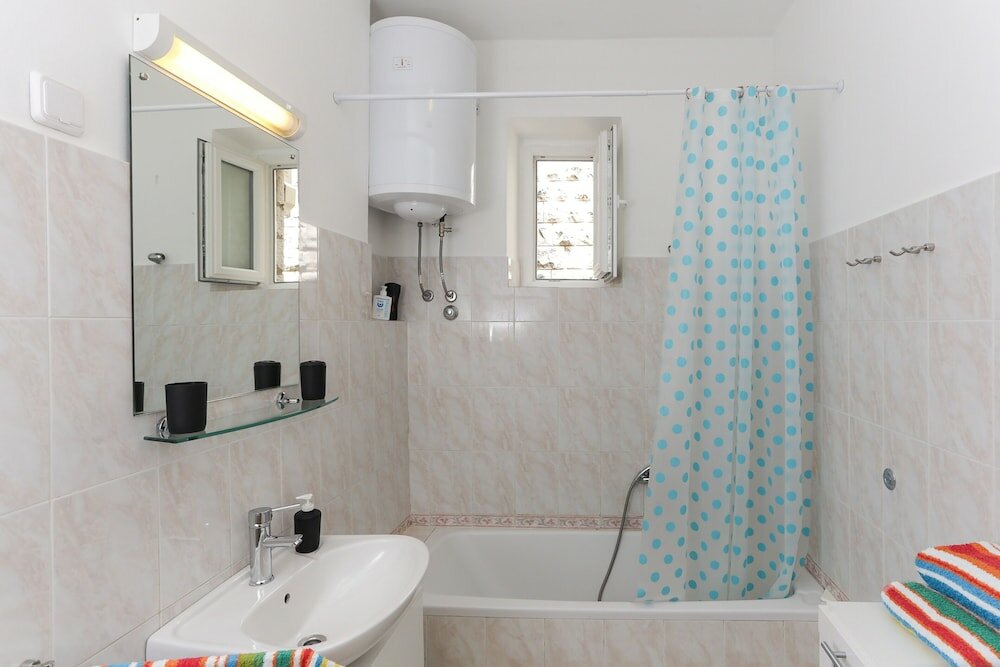 Фото Apartments Sisic