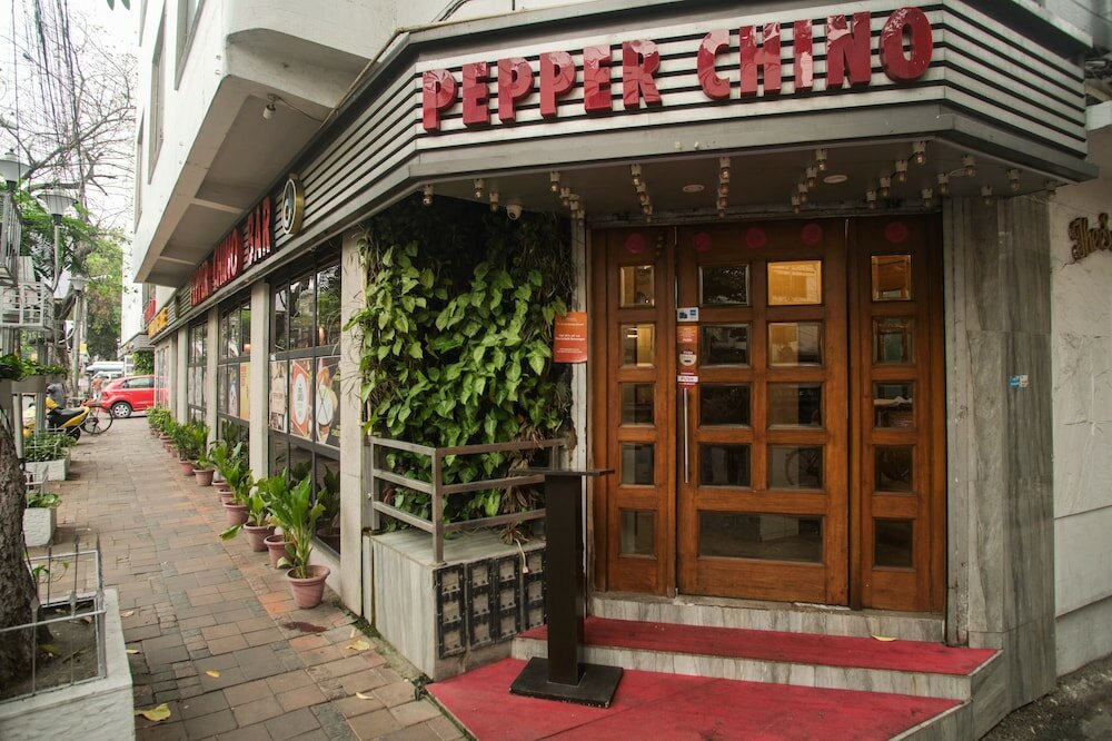 Фото отеля 1