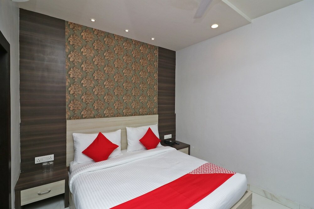 Фото Oyo Flagship 29055 Megha inn Charbagh