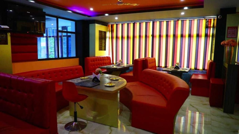 Фото Hotel The Woodz