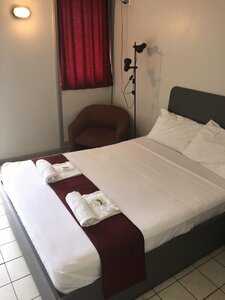 Capricornia Motel (Northern Territory, Darwin, Kellaway Street), hotel