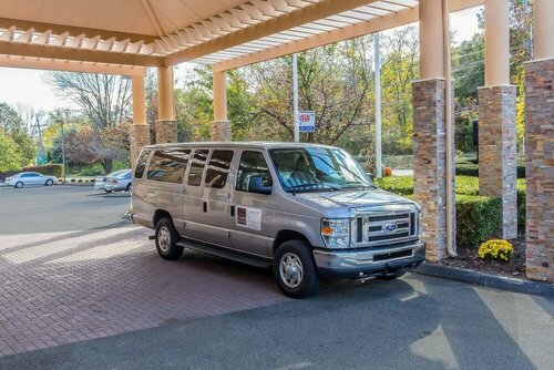 Внешний вид отеля Comfort Suites Near Casinos Norwich-Uncasville Ct в Норидже, фото 5