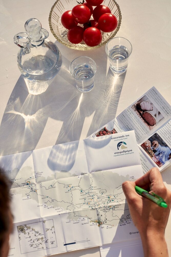 Фото Crossroads Inn