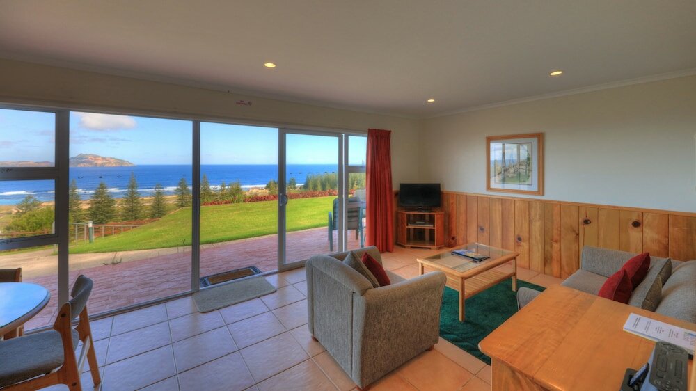 Фото Islander Lodge Apartments