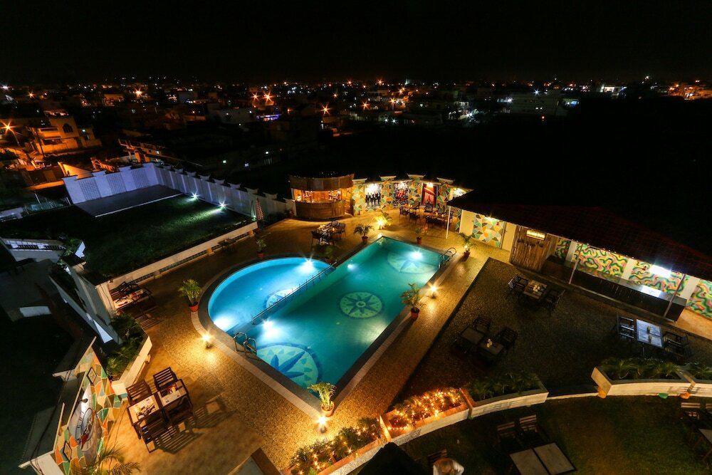 Фото отеля 3