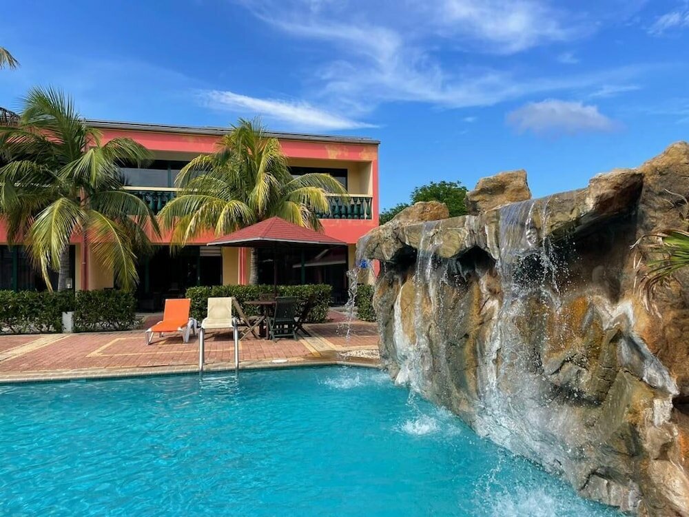 Фото Del Rey Apartments