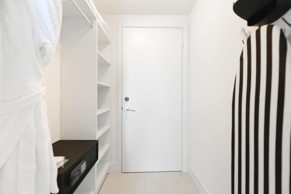 Фото Luxury condominium with great ocean view