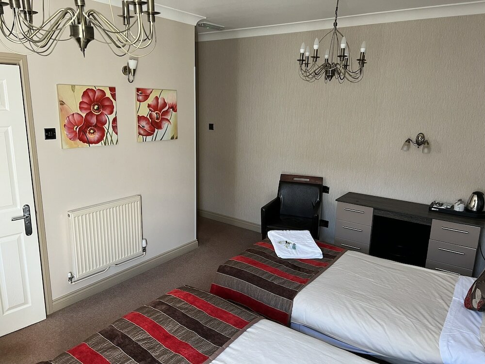 Фото Southport Metro Hotel