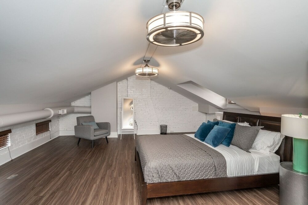 Фото Heart of Mainstrasse Apt 4