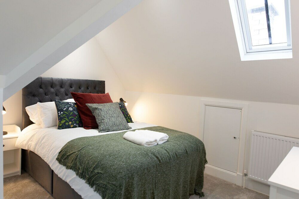 Фото Central Flats in Cardiff with Parking