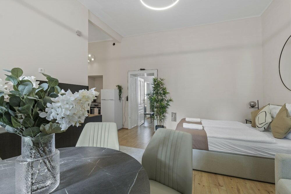 Фото Stylish Apartments near Akh