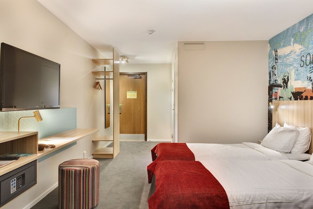 Фото Good Morning + Helsingborg