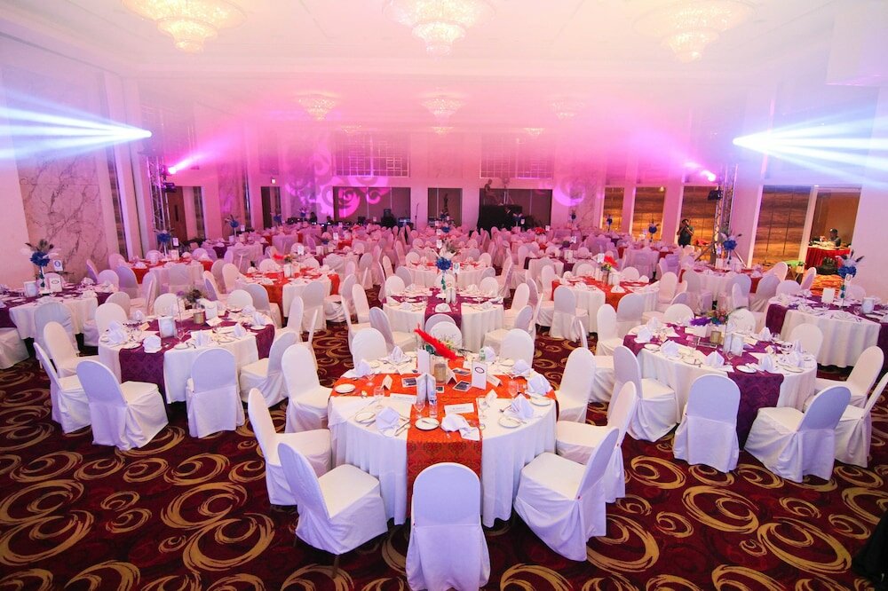 Фото Century Park Hotel