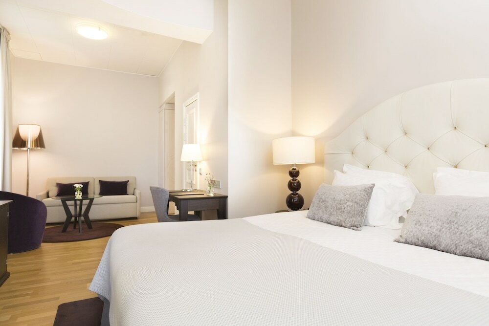 Фото Elite Hotel Adlon