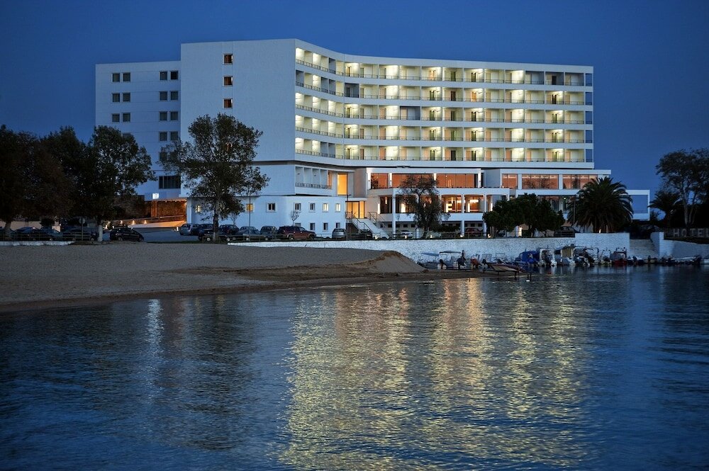 Фото Lucy Hotel