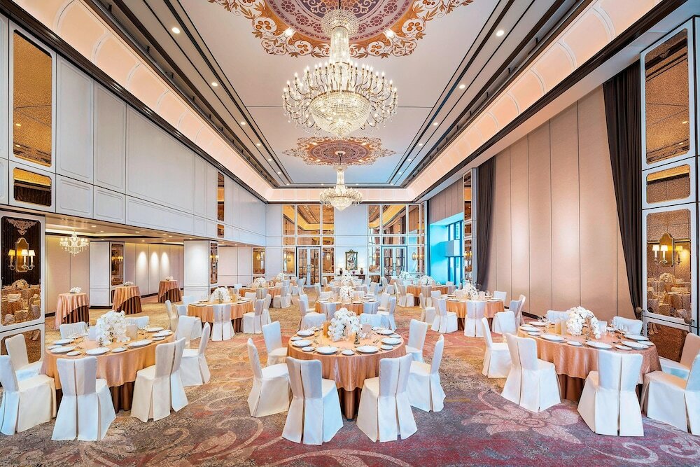 Фото The Athenee Hotel, a Luxury Collection Hotel, Bangkok