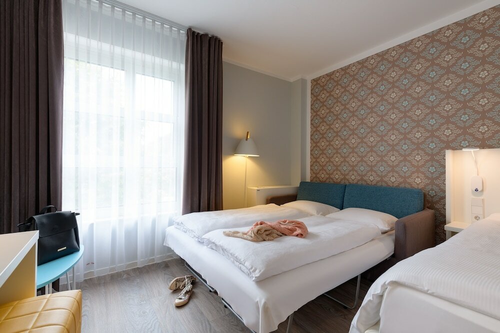 Фото Ibis Styles Regensburg Hotel