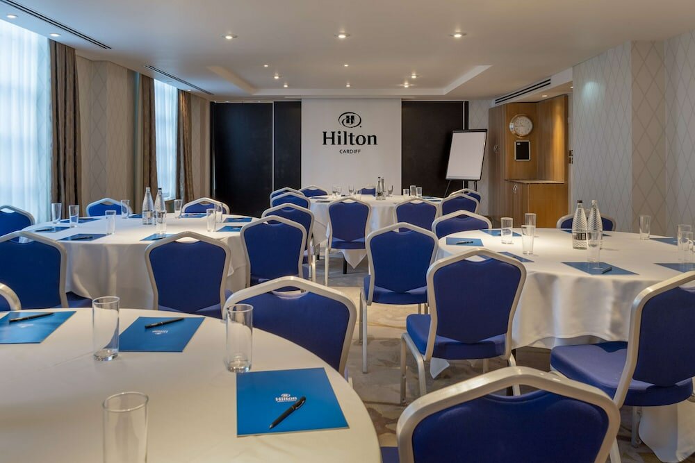 Фото Hilton Cardiff