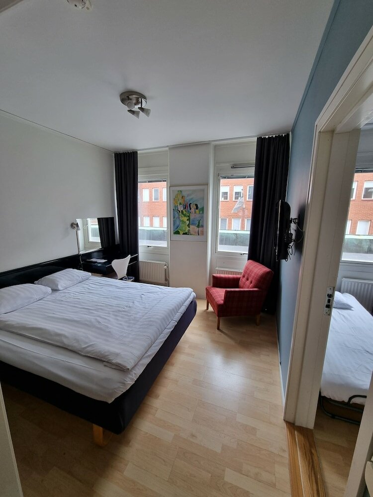 Фото отеля 3