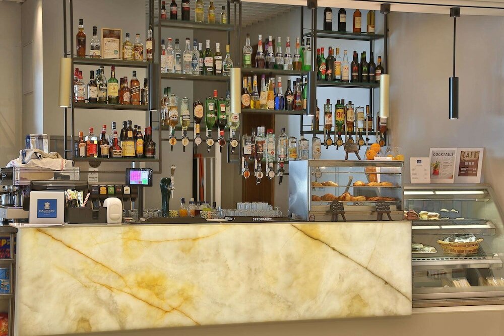 Фото Paradise Bay Resort