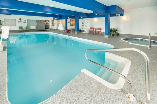 Гостиница Comfort Inn & Suites Medicine Hat