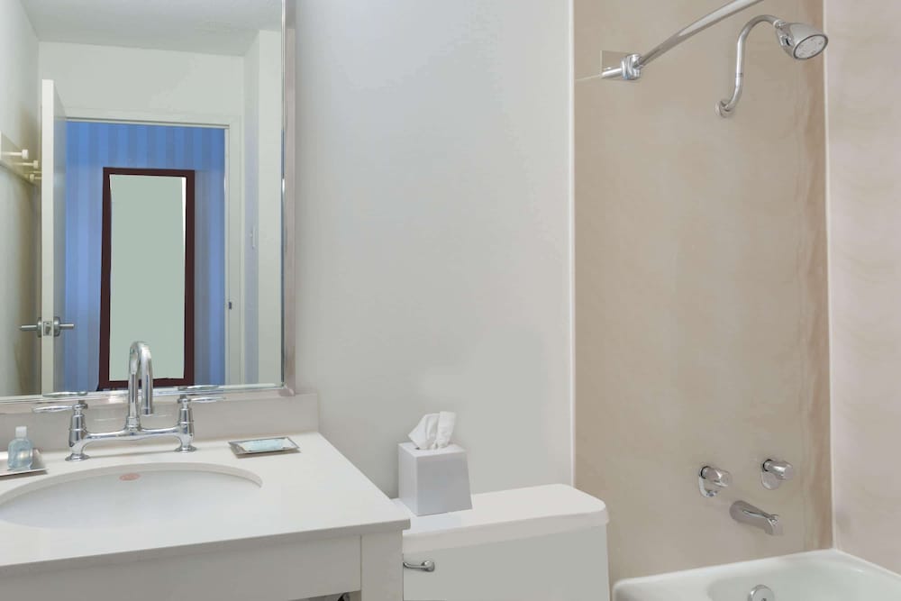 Фото Wyndham Garden Manassas