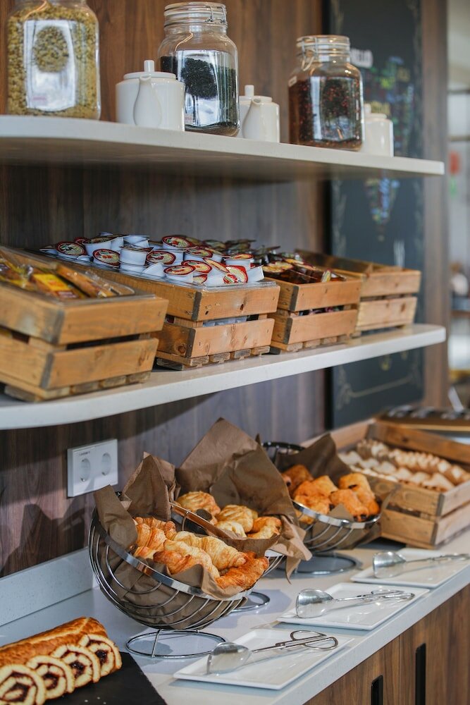 Фото Ibis Luxembourg Aéroport