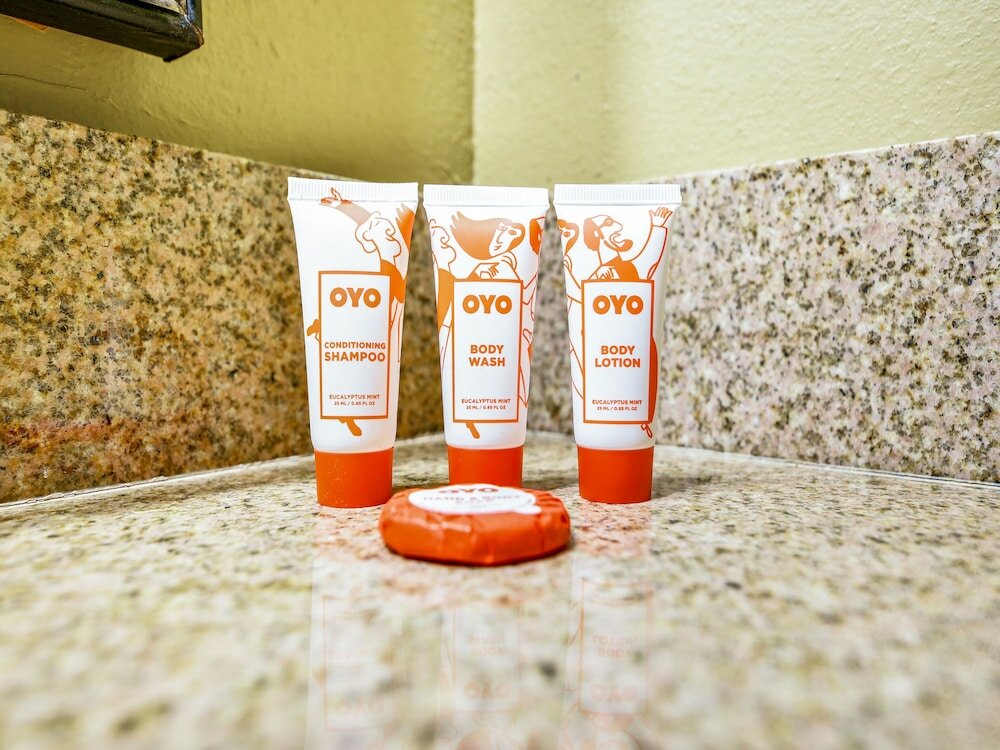 Фото Oyo Townhouse Oklahoma City Airport