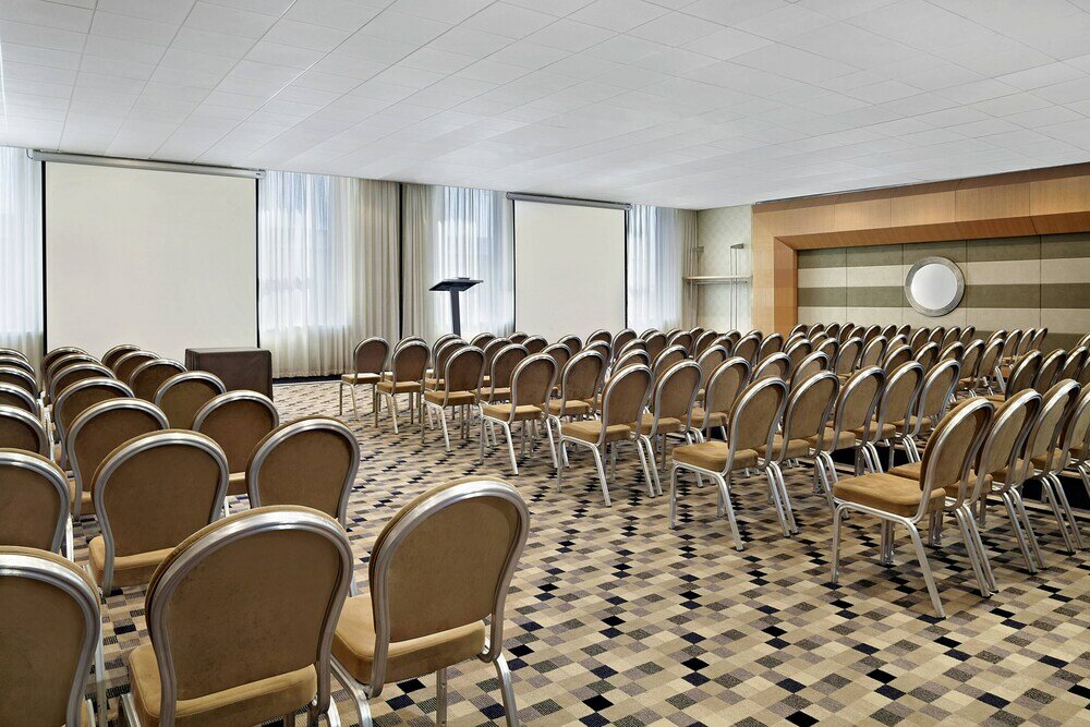 Фото Sheraton Brussels Airport Hotel