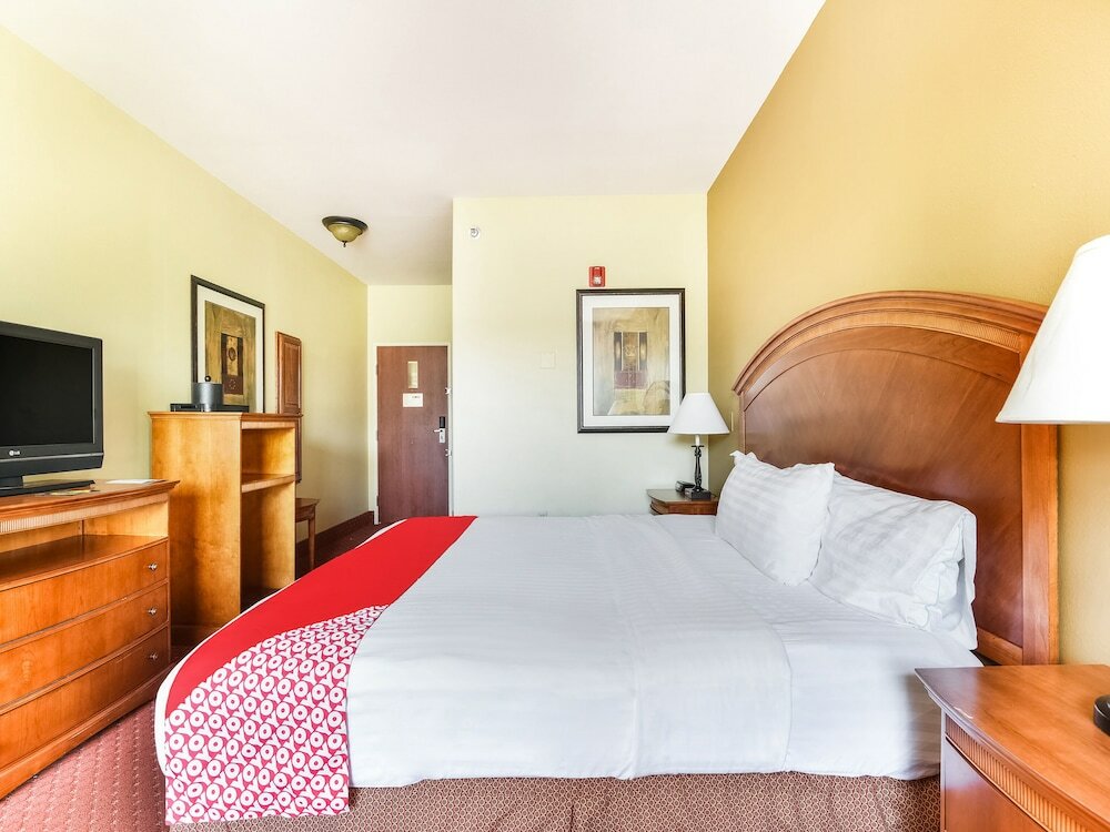 Фото Oyo Townhouse Oklahoma City Airport