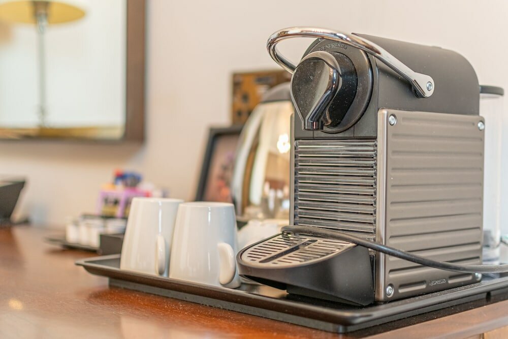 Фото Mercure Salisbury White Hart Hotel