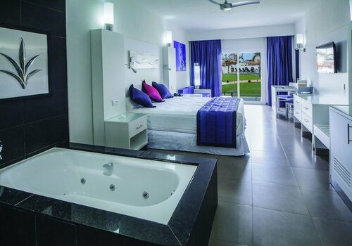 Гостиница Riu Palace Antillas All Inclusive - Adult Only в Пальм Бич