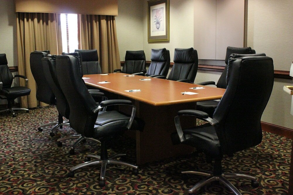 Фото Wingate by Wyndham Charlotte Airport South I-77 Tyvola Road