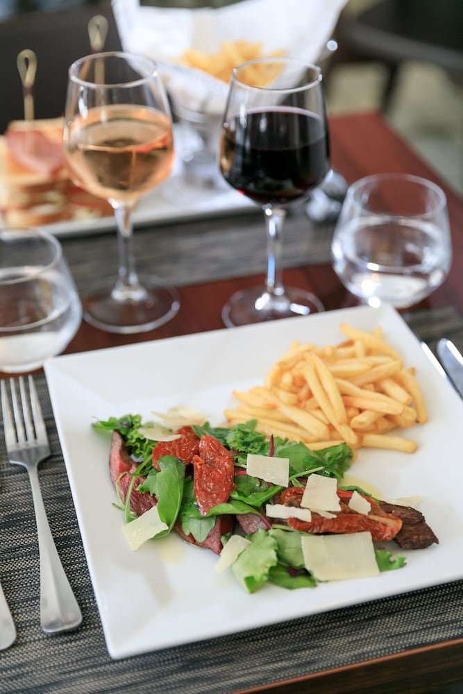 Фото Best Western Hotel Mediterranee Menton