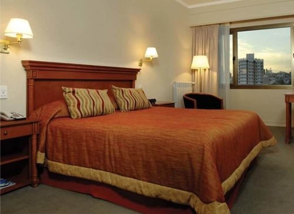 Фото Austral Hotel