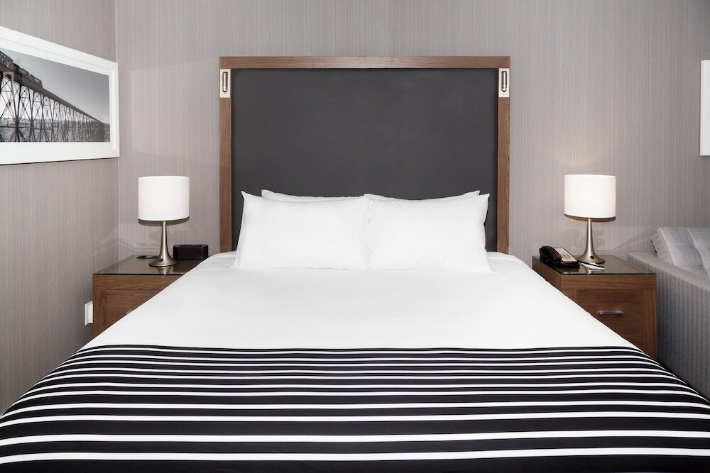 Фото Sandman Signature Lethbridge Lodge