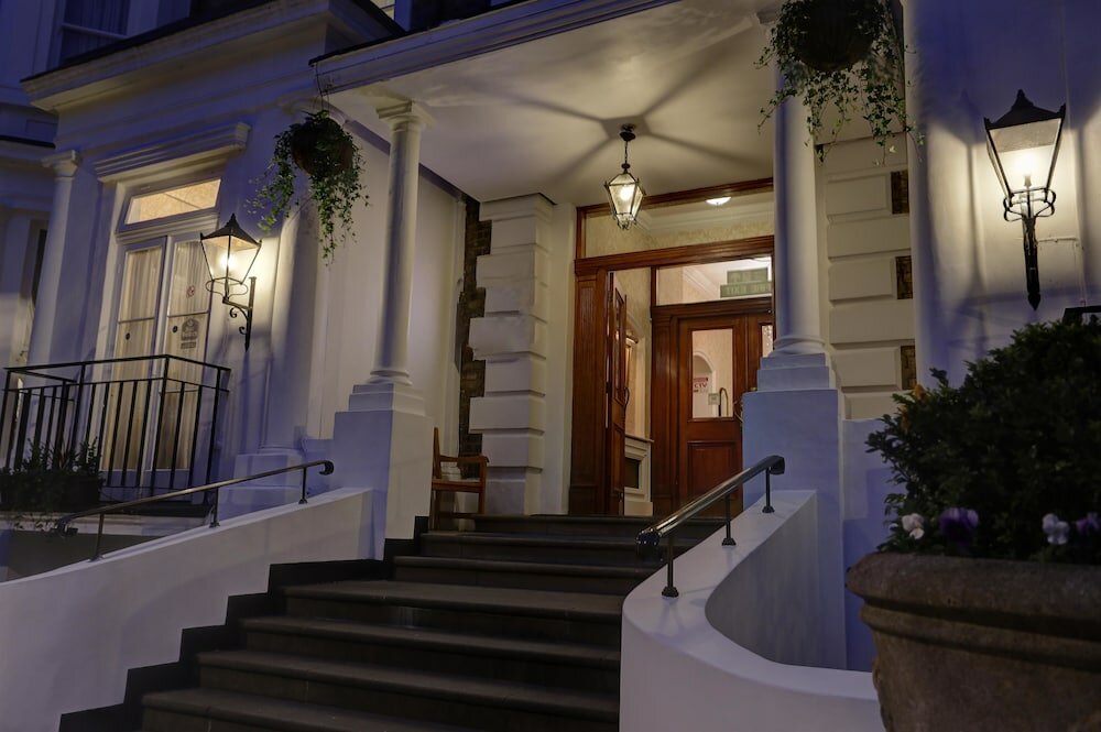 Фото Best Western Swiss Cottage Hotel