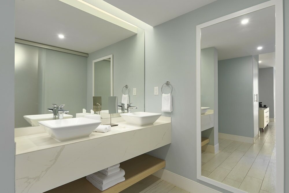 Фото Courtyard by Marriott Aruba Resort