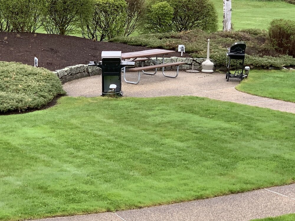 Фото Fireside Inn & Suites Gilford