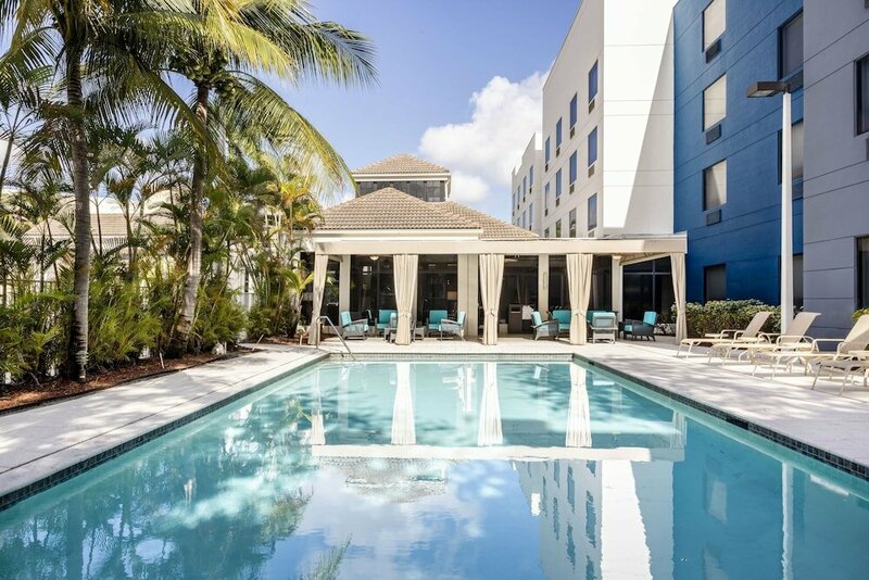 Гостиница Hilton Garden Inn West Palm Beach Airport в Уэст-Палм-Бич